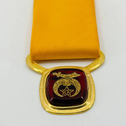 Vintage Red Medallion And Yellow Masonic Freemason Shriner Clip On Tie SA5