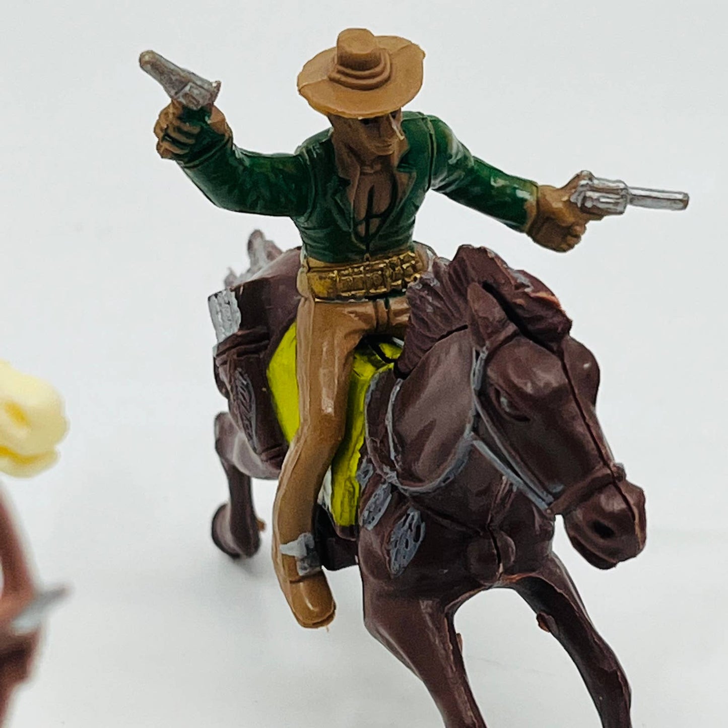 Vintage Hand Painted Plastic Molded Cowboys and Indians With Horses 19pc Lot SC3