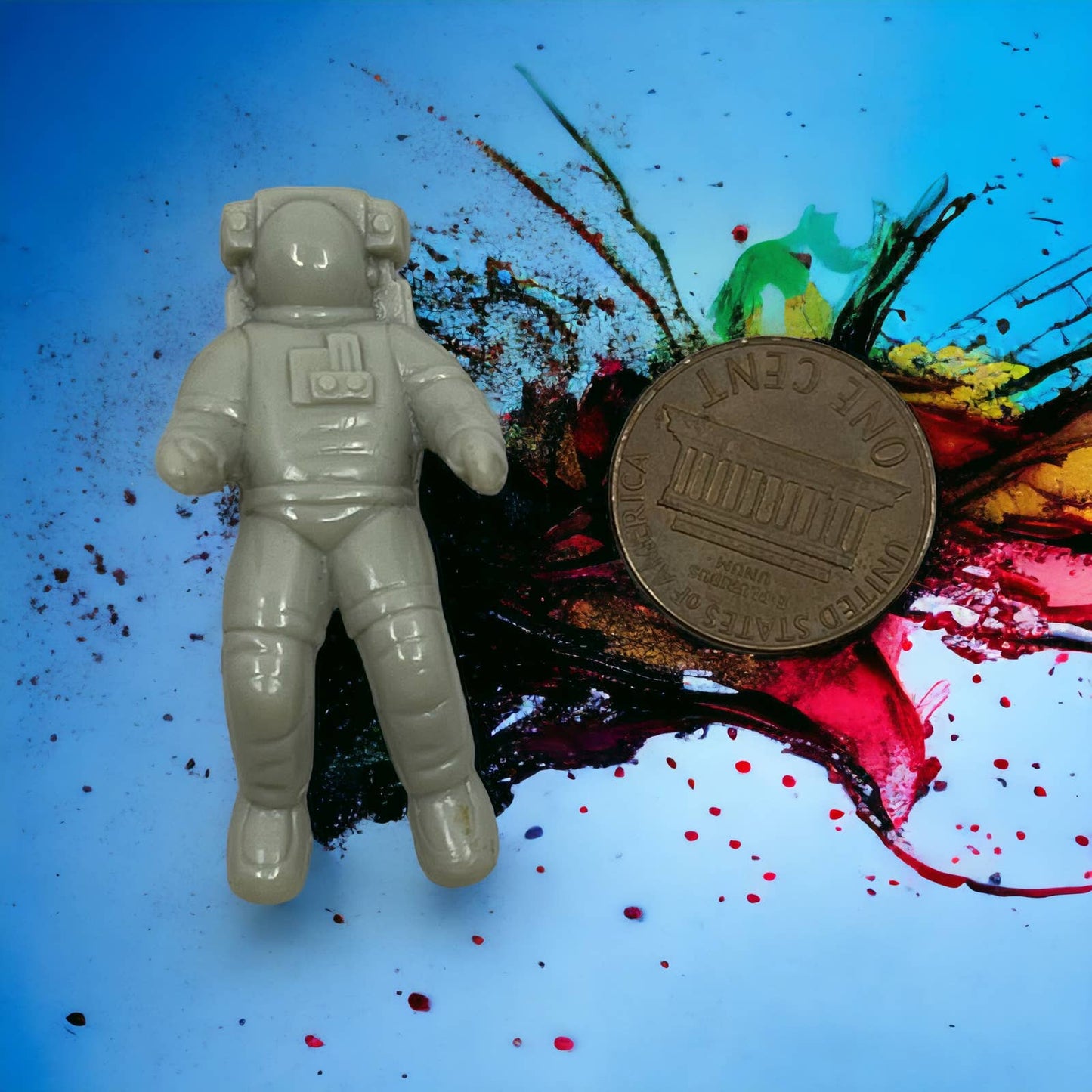 Vintage Hard Plastic Astronaut Toy 1.75" TJ9