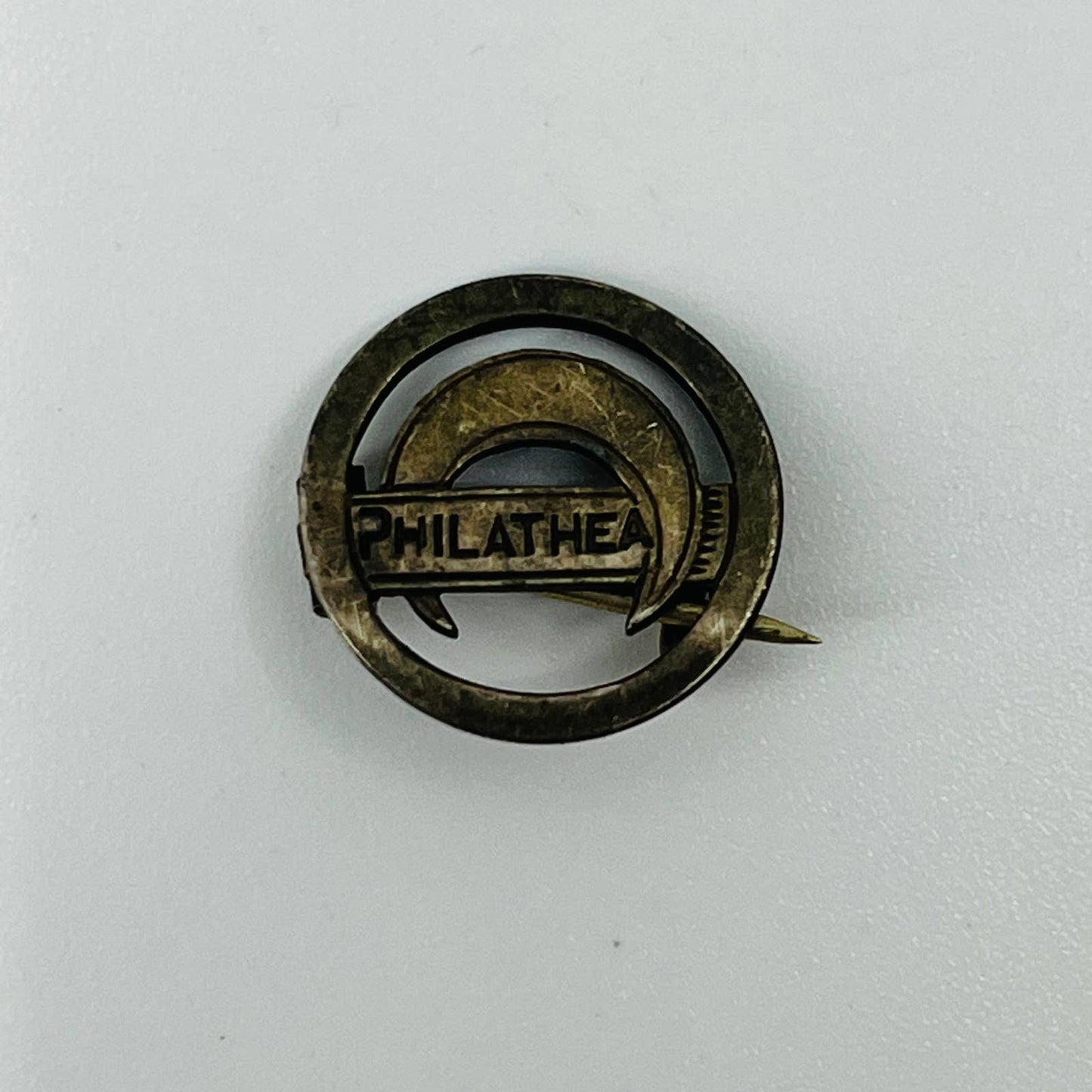 ANTIQUE METAL PATINA PHILATHEA WOMENS BIBLE CLASS CRESCENT MOON CIRCLE PIN SB3