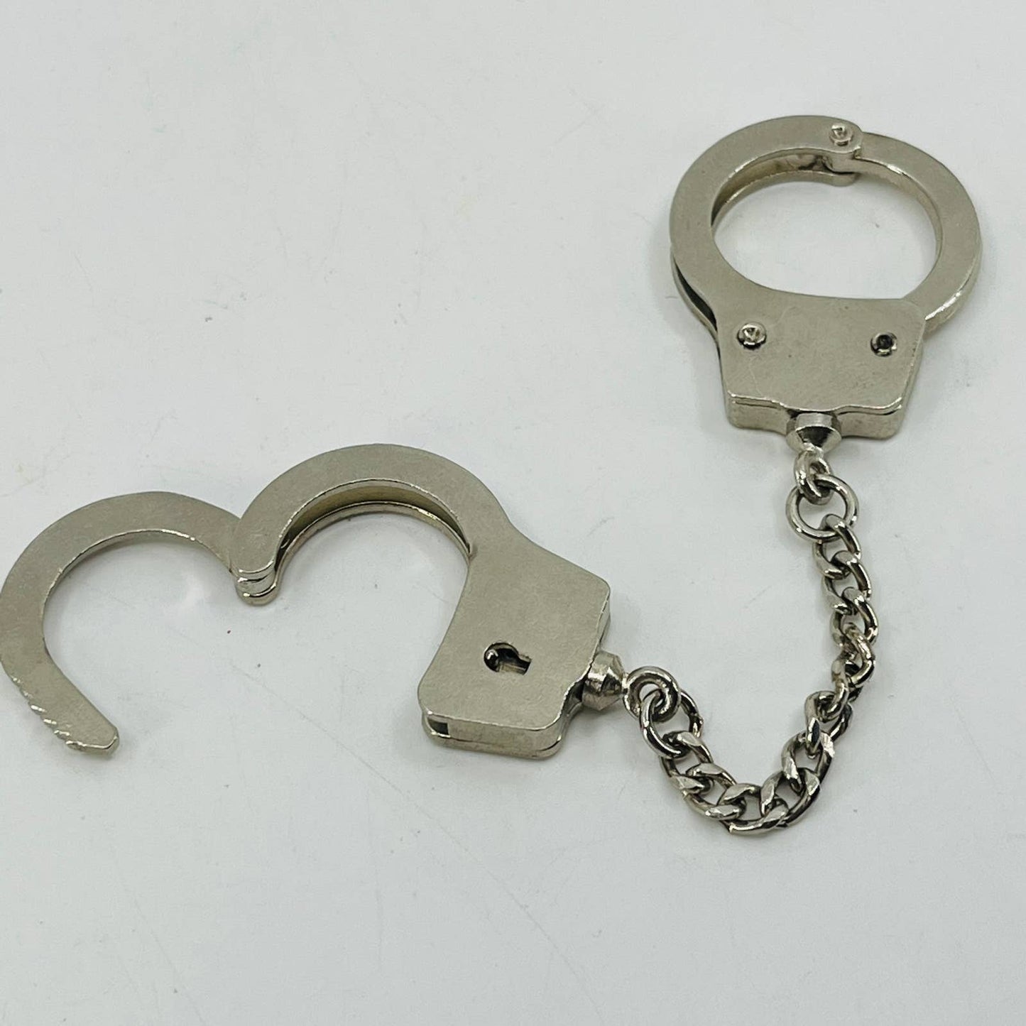 Vintage Metal Mini Handcuffs Keychain Bag Pendant Keyring Key Holder SB1