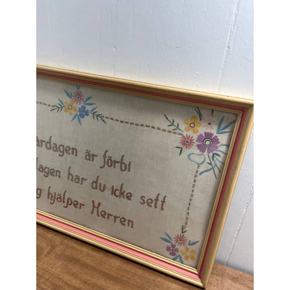 Vtg 1950s Scandinavian Crewel Embroidered  Wall Art On Linen Sweden 26 x 14 GS1