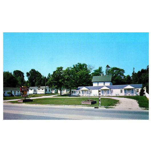 Vintage Postcard - Vacationland Motel St. Ignace Michigan George Smallwood P4-6