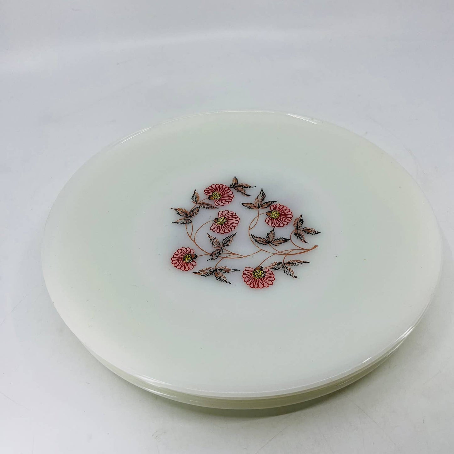 1950s MCM Fire King Fleurette Vintage Milk Glass 9” Dinner Plate Set of 4 TC9