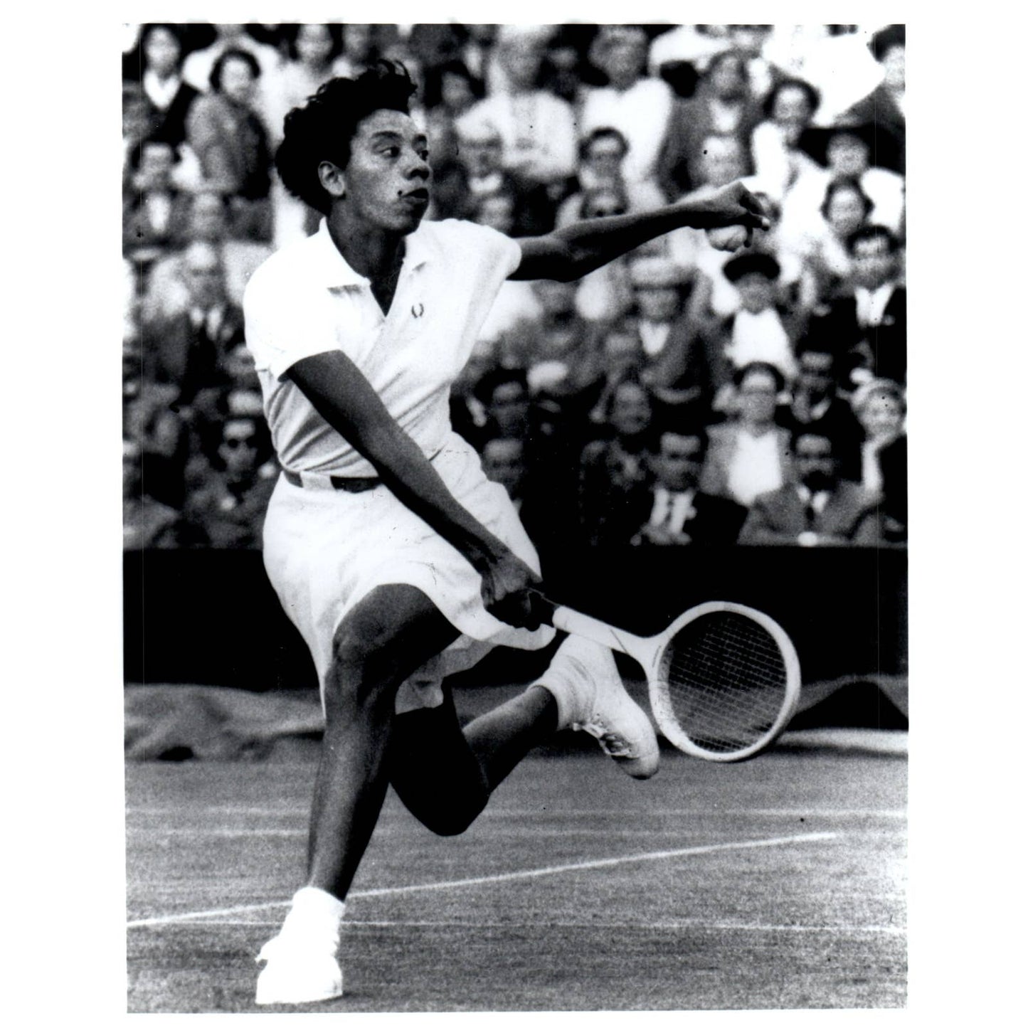 1957 Original Press Photo Women's Tennis Althea Gibson Wimbledon ~8x10" AD2
