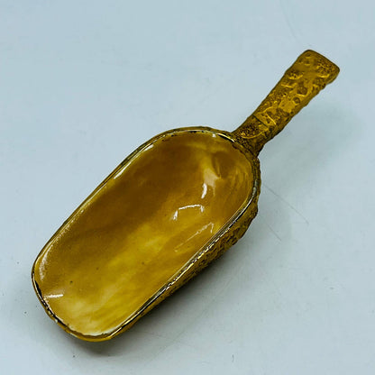 Vintage Miniature Gold Tone Ceramic Grain Scoop 3 1/2” SB1