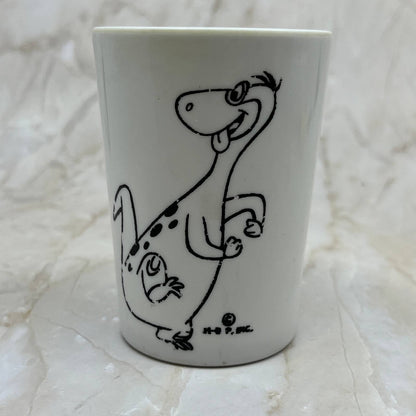 1960s Child's Cup Picturing Dino of The Flintstones Melmac Boonton Molding TI7