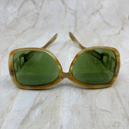 Retro Ladies' Oversize Tortoise Shell UOC Eyeglasses Frames SF4