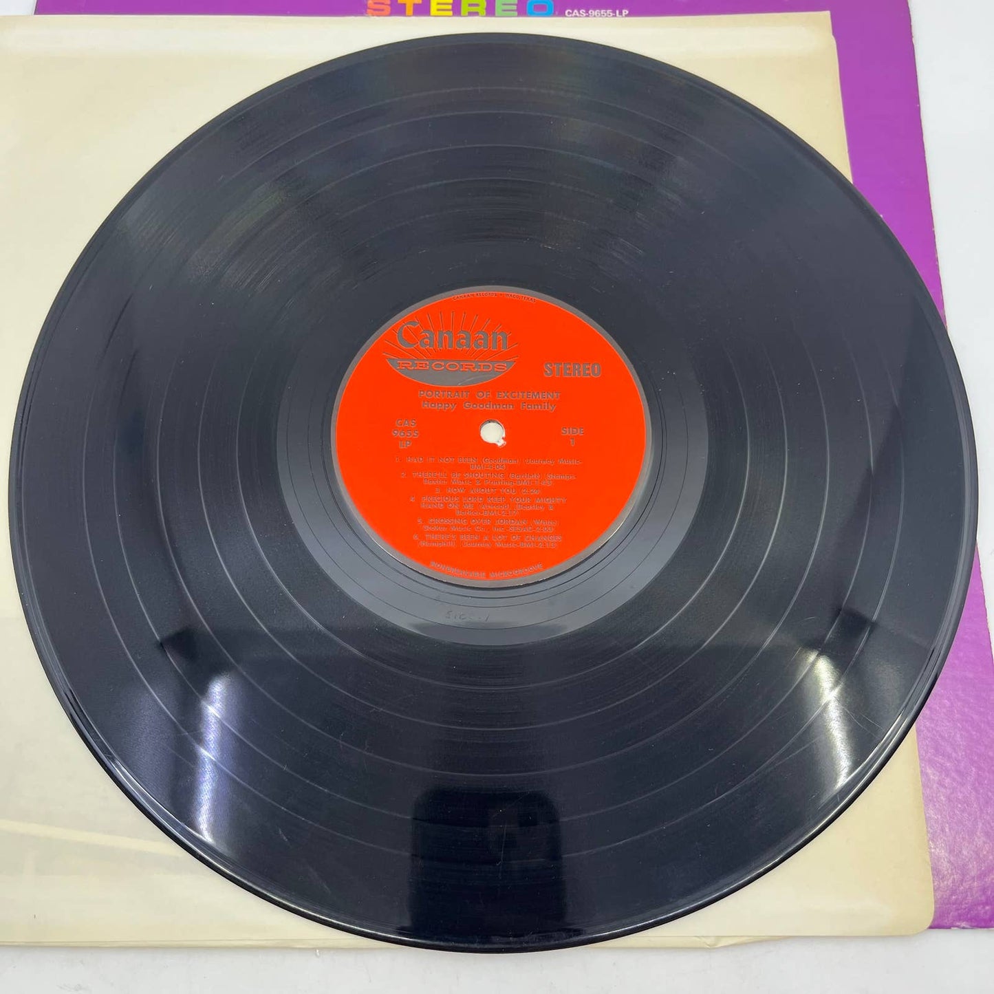 Happy Goodman Family Portrait of Excitement Record Signed Authenticated TH3