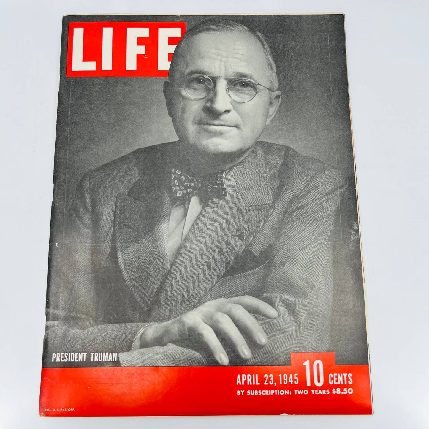 LIFE- Apr 23 1945 Roosevelt Death&Memorial/Pres Truman Sworn-in/Hitler/ADS-WWII