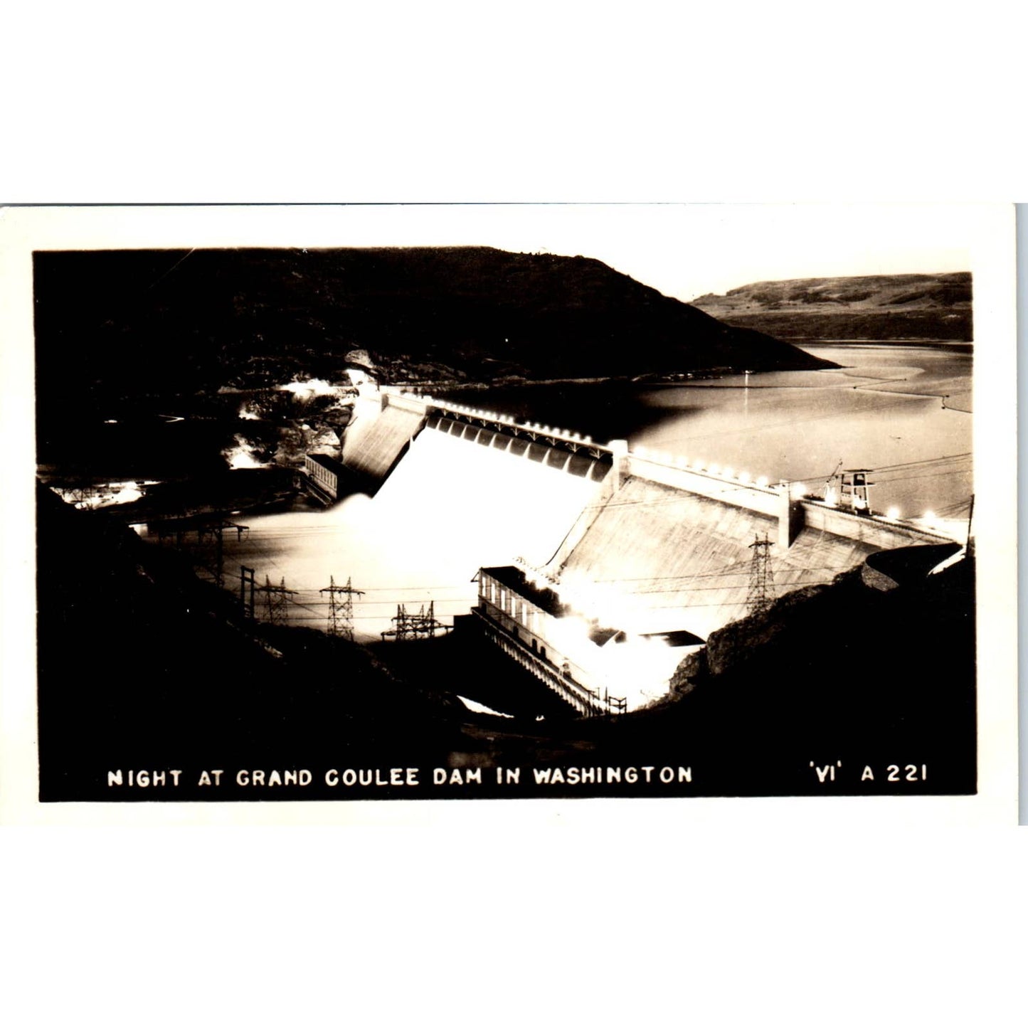 Vintage Postcard Night At Grand Coulee Dam Washington TD9-W2