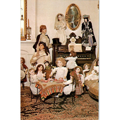 Raggedy Ann Doll Museum Flemington NJ Victorian Music Room Original Postcard PB9