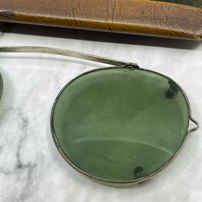 Vintage Aviator Silver Tone clip-on sunglasses frames 4.5 Across SE9