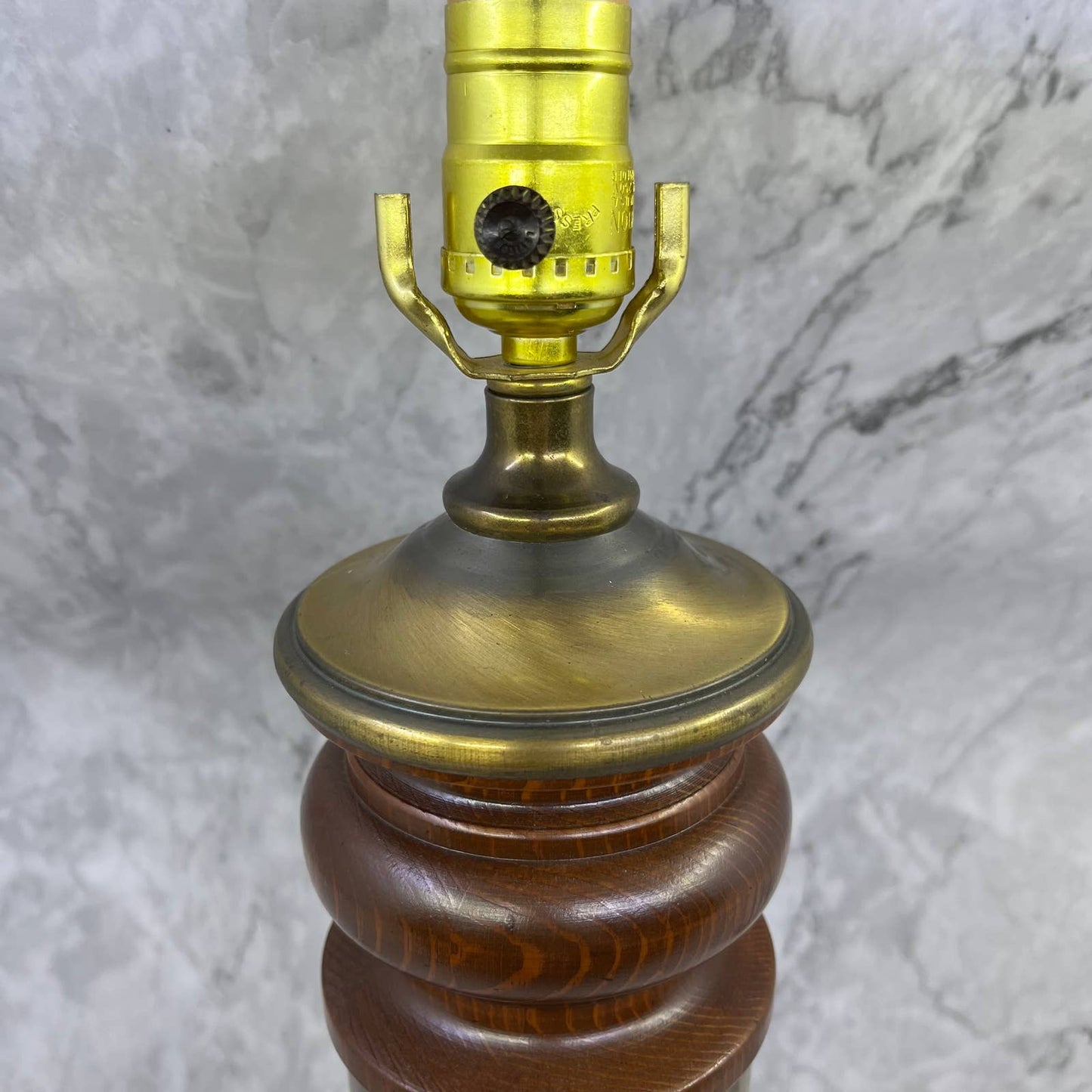 Retro Turned Oak Wood and Brass Electric Table Lamp w/ Harp & Finial WORKS 20"