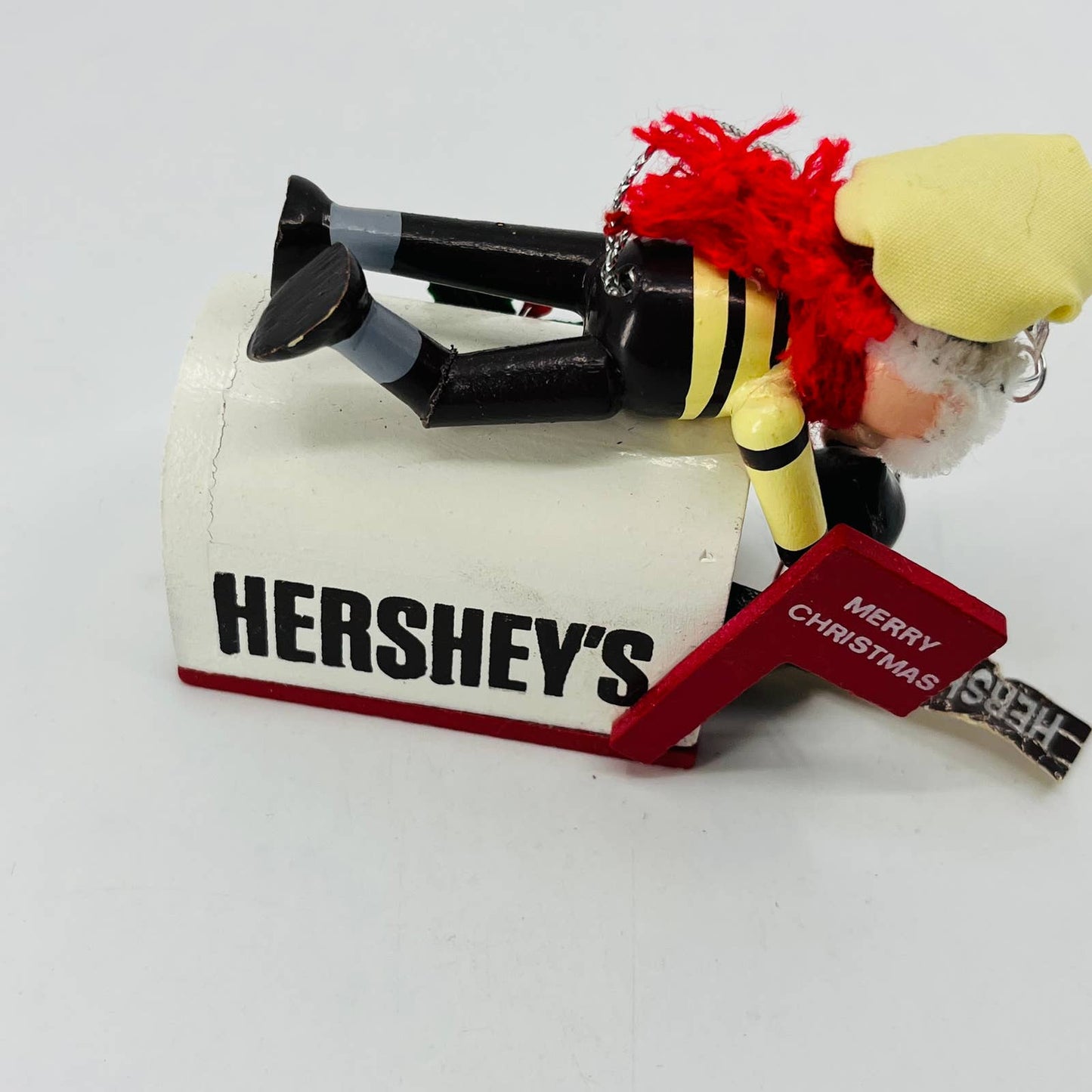 Kurt Adler Hershey’s Collector Series Merry Christmas Mailbox Ornament 1996 SB6