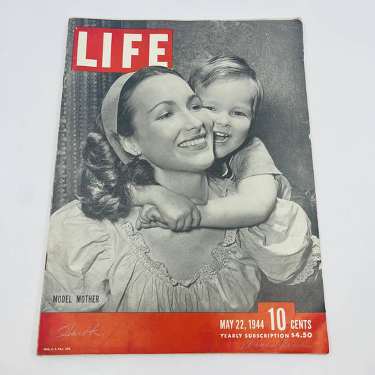 Life Magazine May 22, 1944 Model Mother Article & Pictures Hatfields McCoys TD9