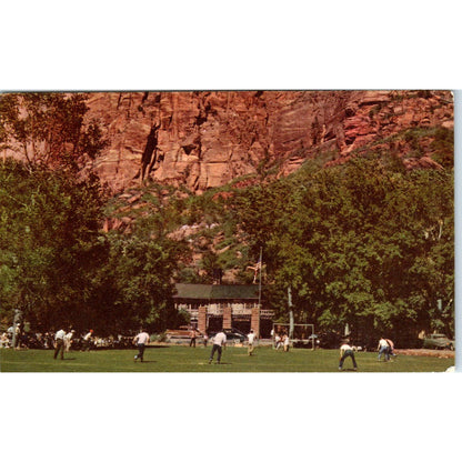 Zion Lodge Zion National Park Utah Original Postcard TK1-24