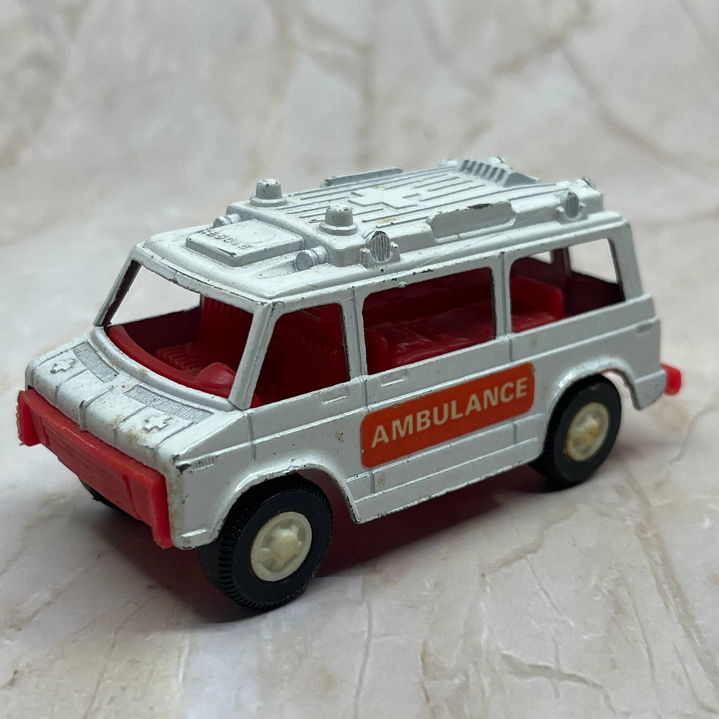 Vintage Tootsie Toy 4" White “Rescue Van” Ambulance Vehicle Made In USA TC5-S2