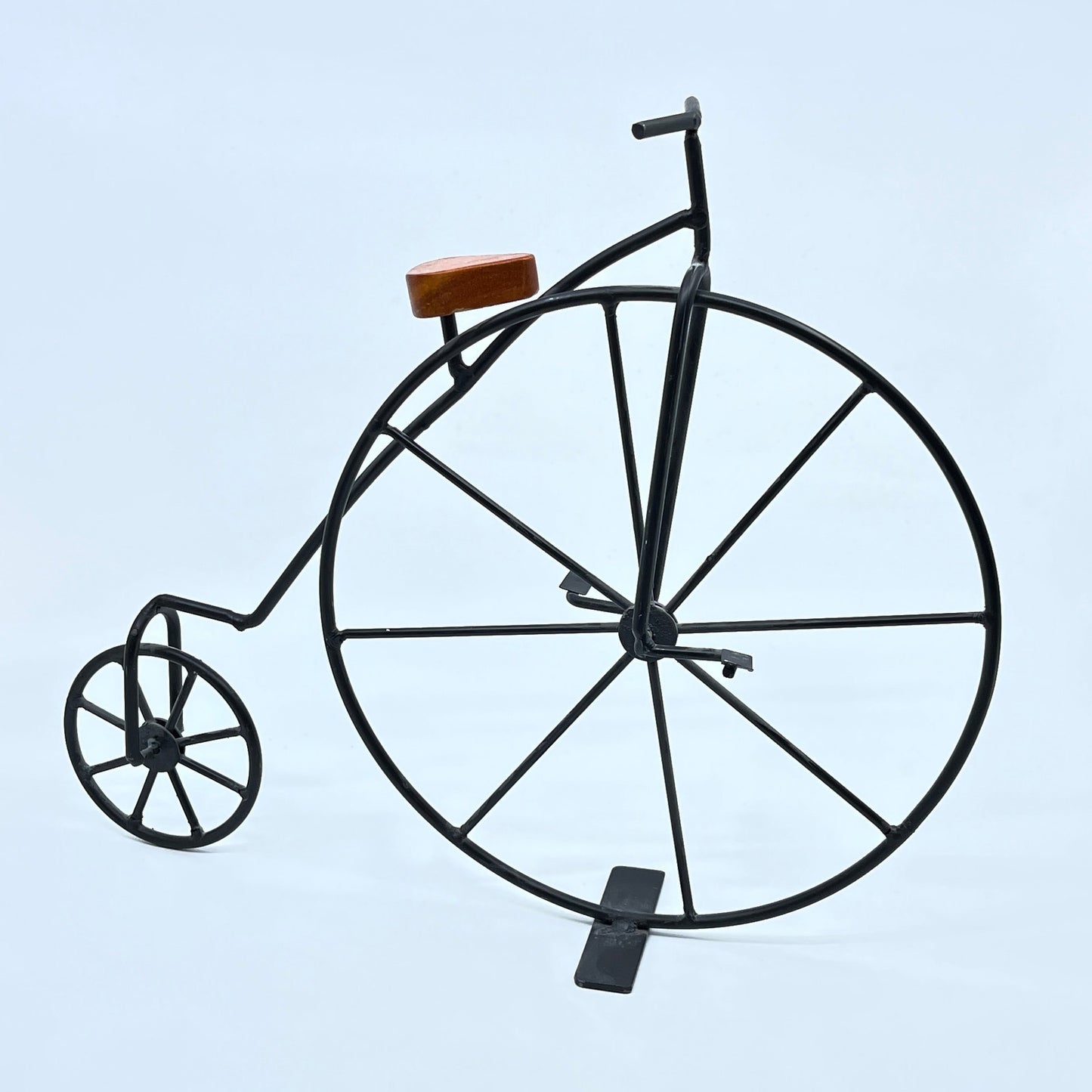 Vintage Metal Bicycle Art, Freestanding Metal High Wheel Bicycle Sculpture 11x14