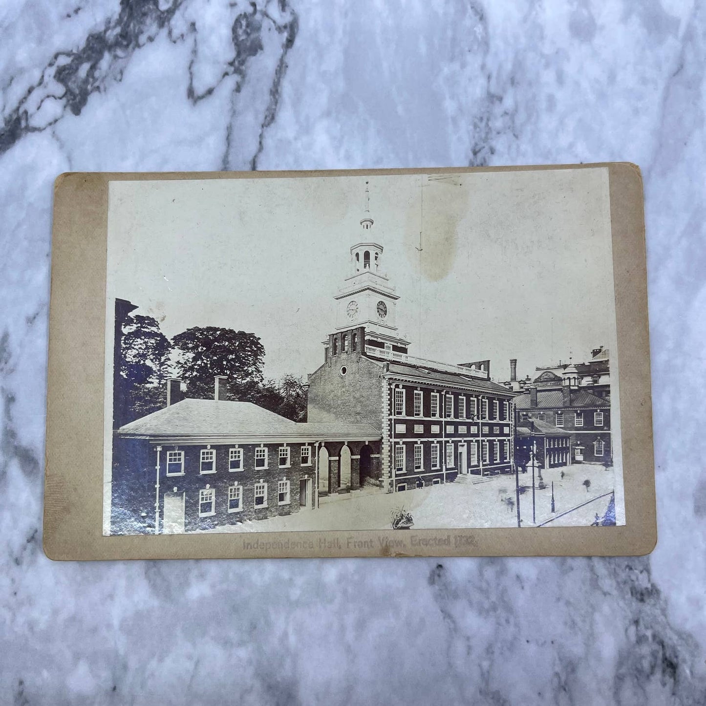 Antique Souvenir Card Independence Hall, Front View 4x6” EA4