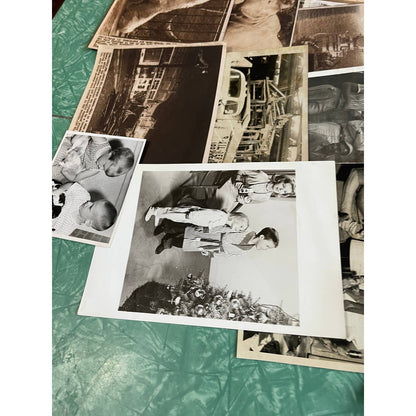 1960 Huge Lot of Assorted Press Release Photos & Papers TJ8