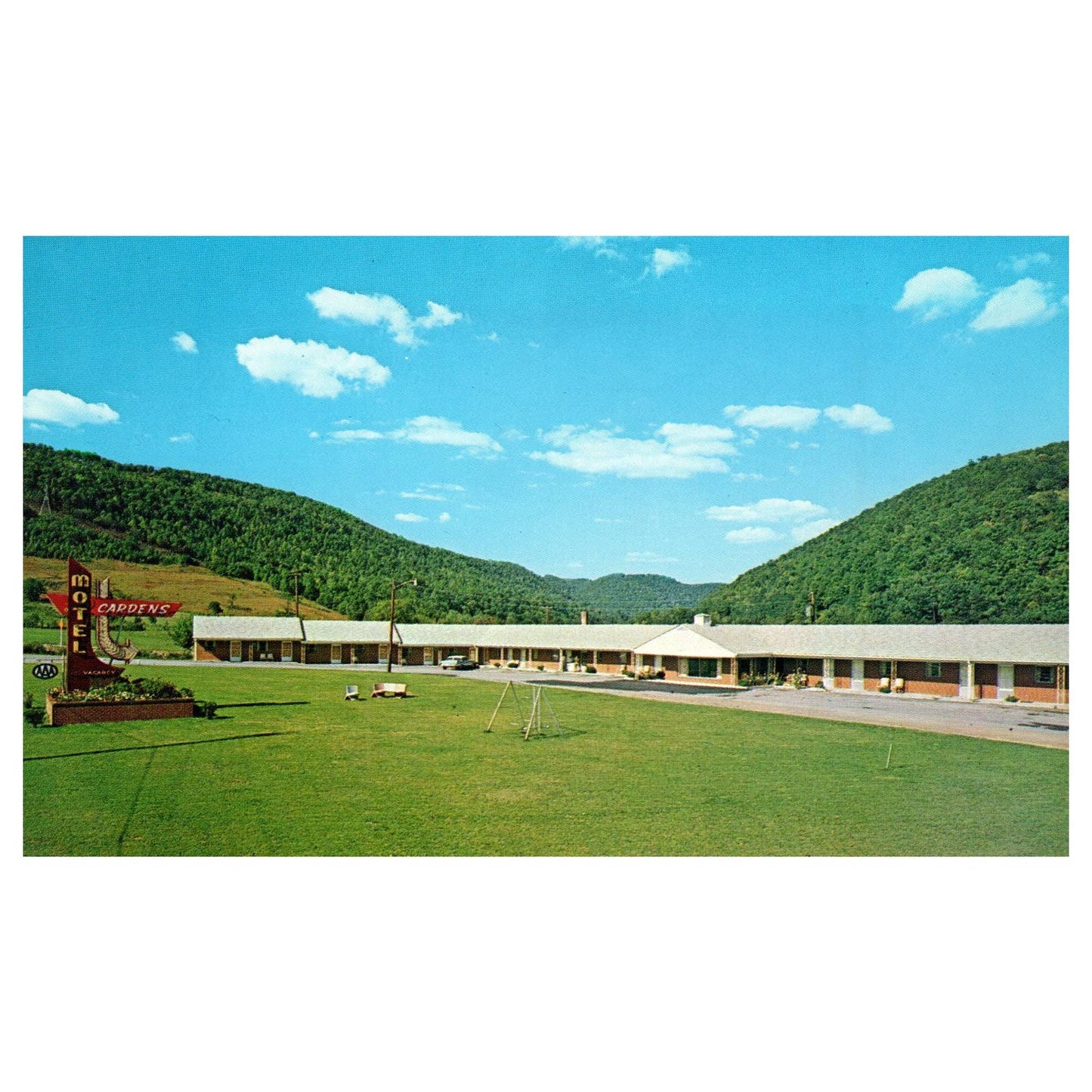 Vintage Postcard - Carden's Motel Rich Creek West Virginia AD9