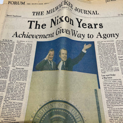 1974 Aug 8-11 MILWAUKEE Journal Newspapers Nixon Resigns Ford Sworn In TI6-16