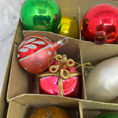 Shiny Brite and Other 18 Vintage Mercury Glass Ornaments With Original Box