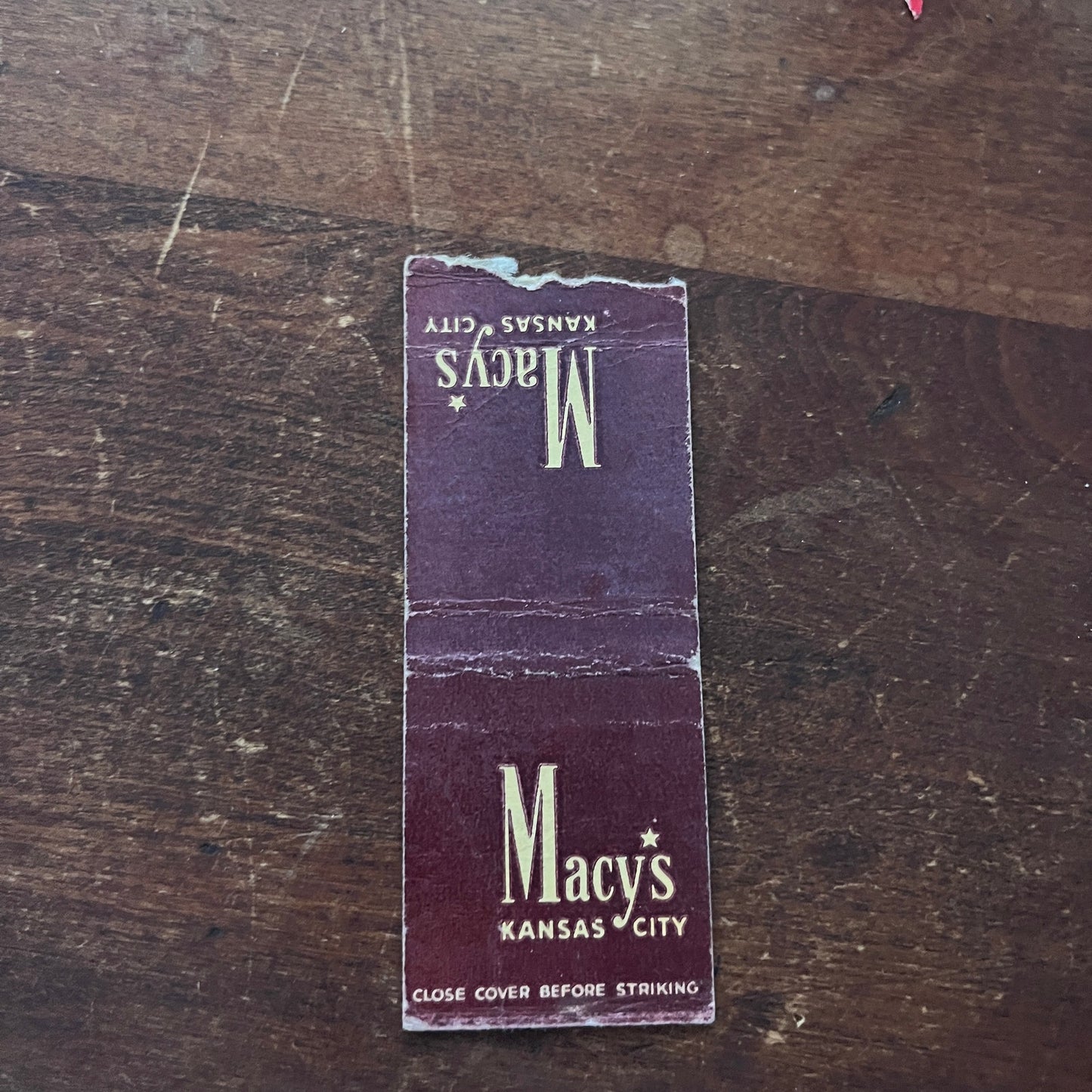 Macys Department Store Kansas City MO Advertising Matchbook Cover MM11-4