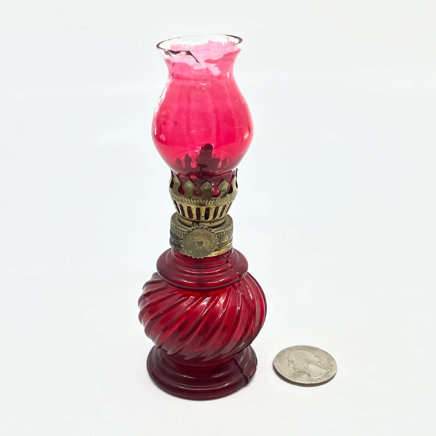 Vintage Mini Red Swirl Glass Kerosene Oil Lamp 5" TC7-1