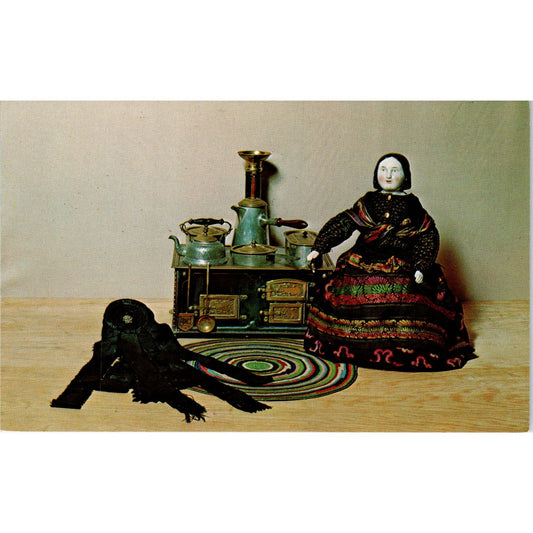China Head Doll Yesteryears Museum Sandwich MA Original Postcard PB8