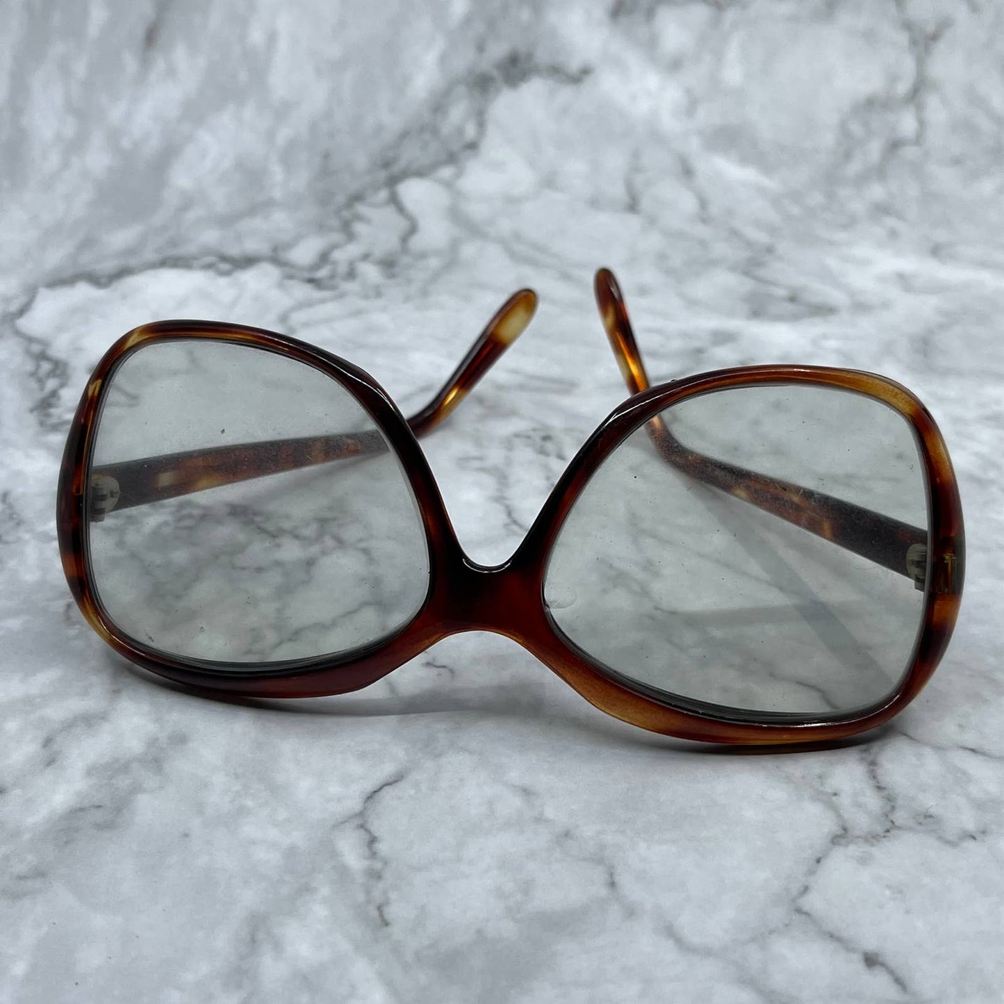 Vintage Tortoise Shell Big Eye Cat Eye Woman’s Eyeglasses France 5.75” TA9