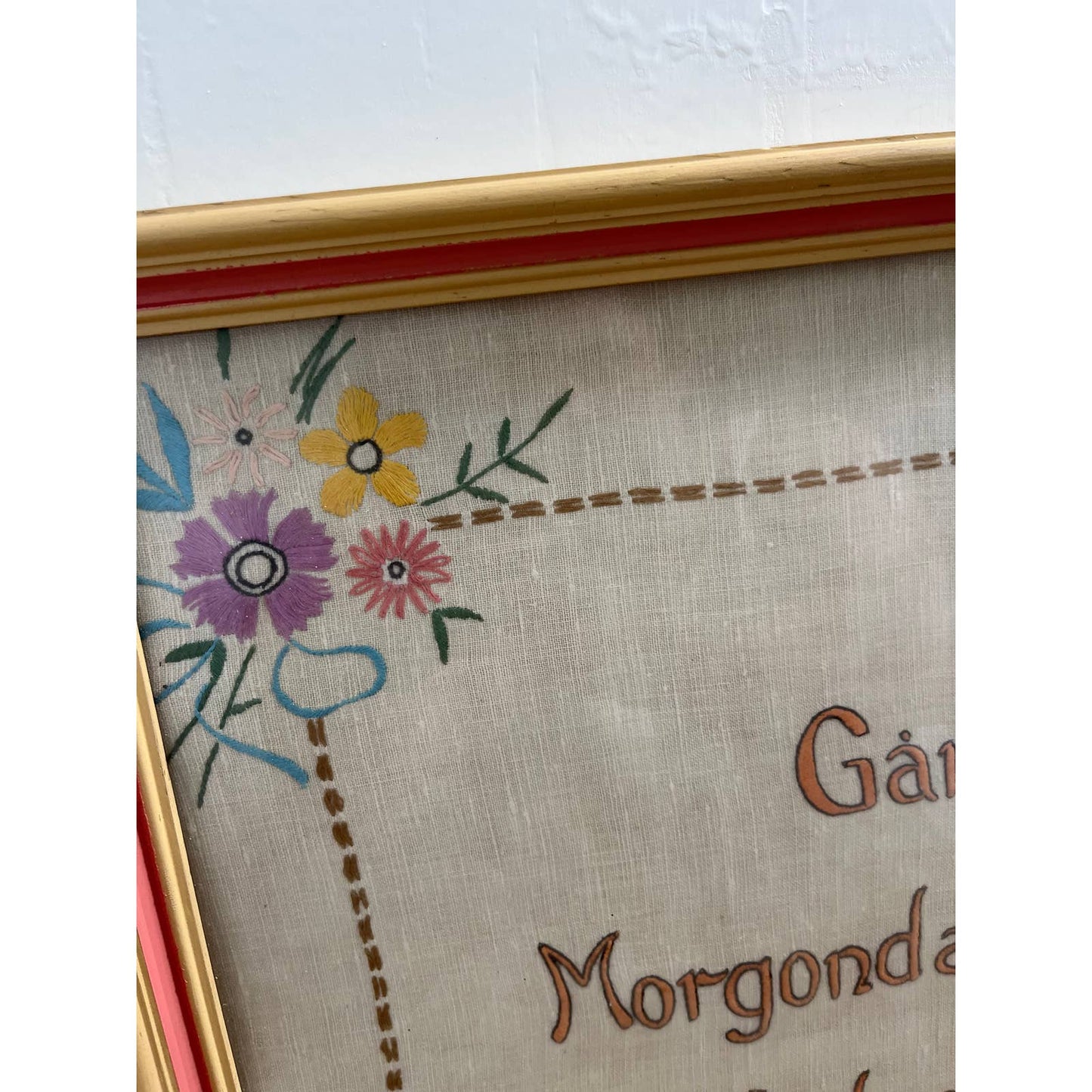 Vtg 1950s Scandinavian Crewel Embroidered  Wall Art On Linen Sweden 26 x 14 GS1