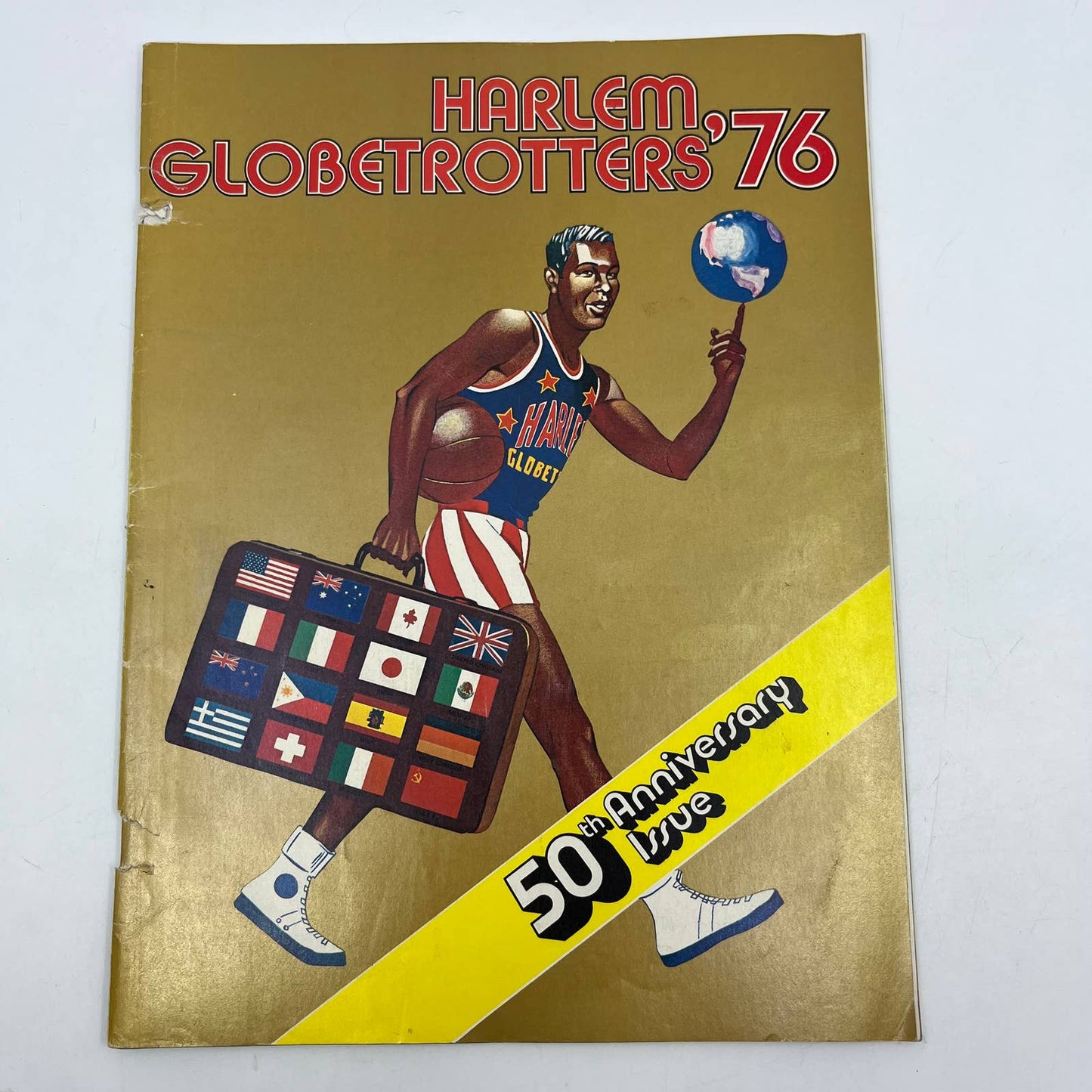 Harlem Globetrotters 1976 Program Magazine 50th Anniversary w/Team Poster TH7