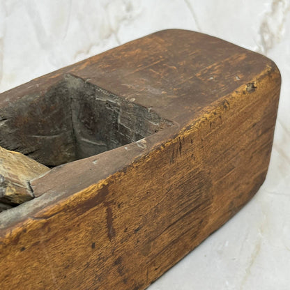 Primitive Handmade Wood Coffin Block Plane Carpenter Woodworking 11” TI7