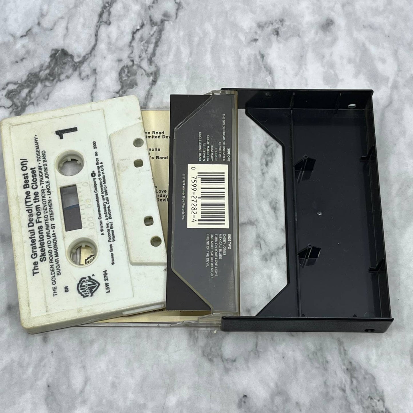 Grateful Dead- (The Best Of) Skeletons From The Closet Cassette Tape TI1-38