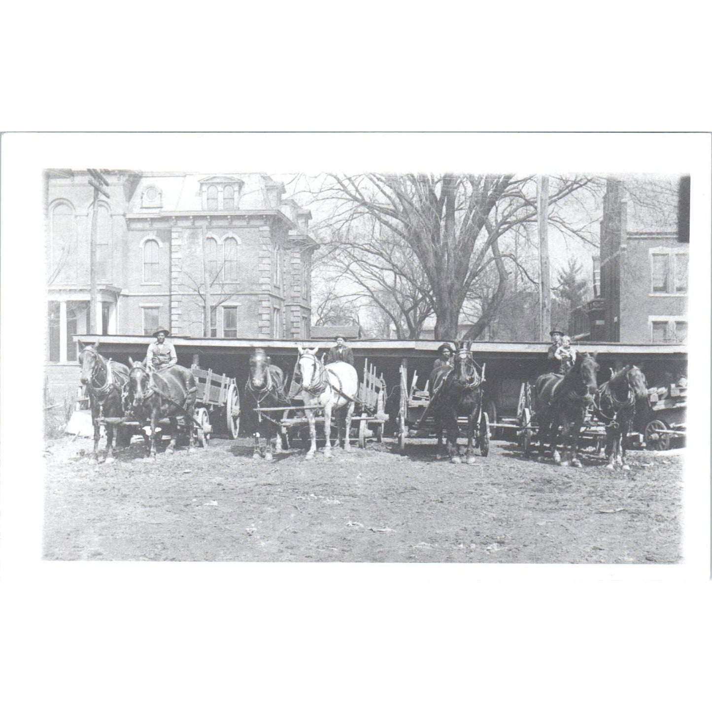 Antique Postcard RPPC 4 Men in Horse Drawn Carts SE8