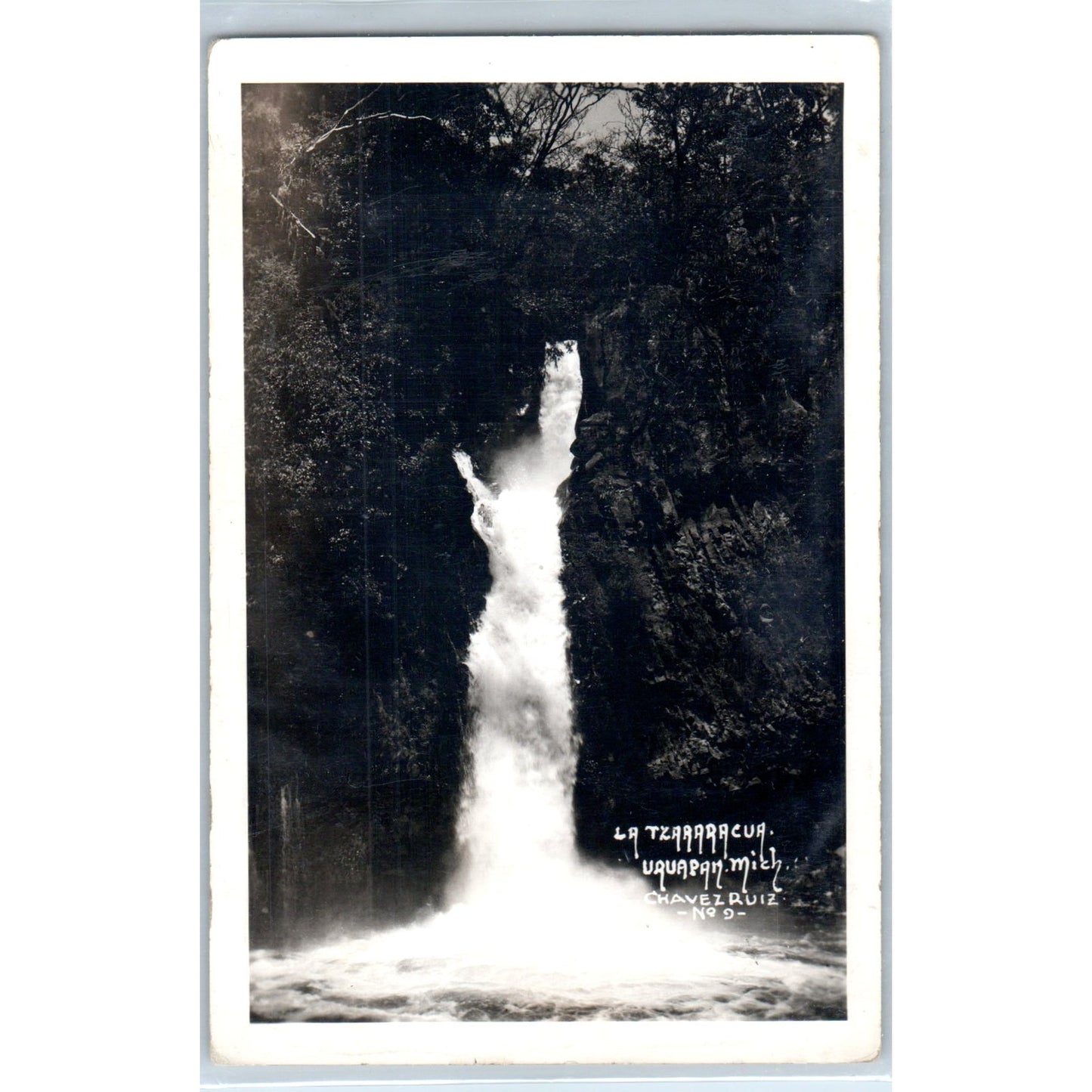 La Tzararacua Uruapan Mich  Mexico - Original RPPC Postcard P3-8