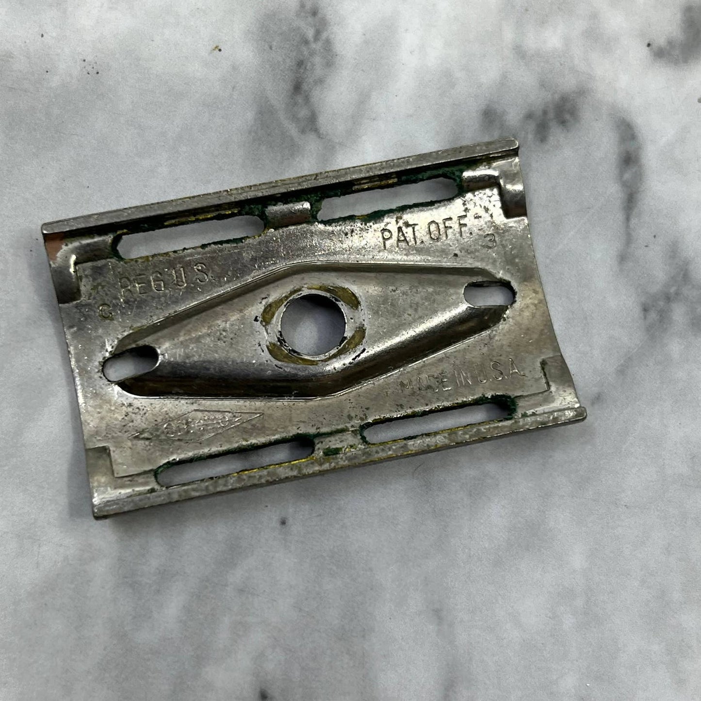 Vintage 1950s Silvertone Metal Gillette Ball End Safety Razor SE6-2