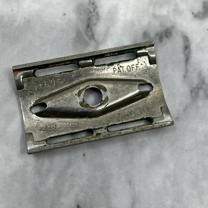 Vintage 1950s Silvertone Metal Gillette Ball End Safety Razor SE6-2