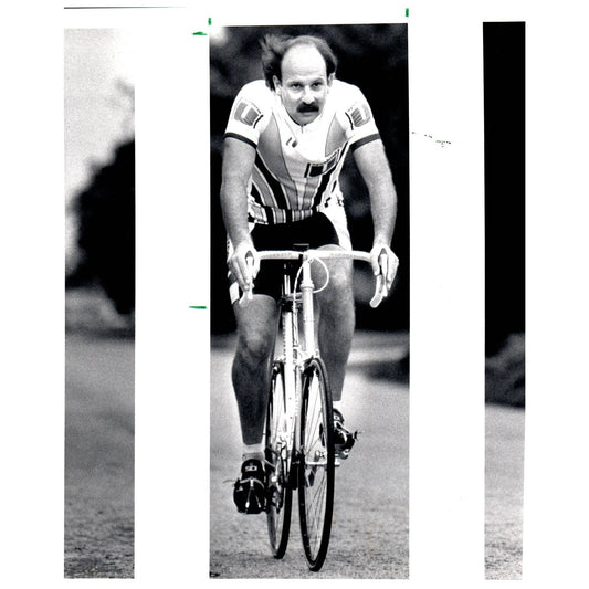 1988 Press Photo Cycling Darry Swartz Trains for Biathlon Miami Shores 8x10" AD3