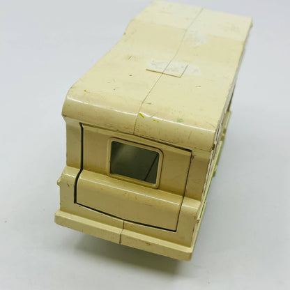 1973 Vintage Tonka Winnebago RV Camper White Tan and Green Mini Winnie 6” TD2