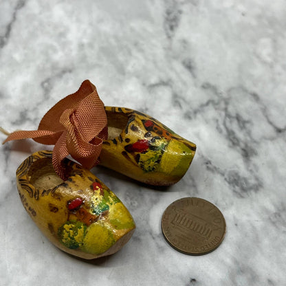Vintage Miniature Wooden Dutch Clogs Shoes 1.25" TJ9