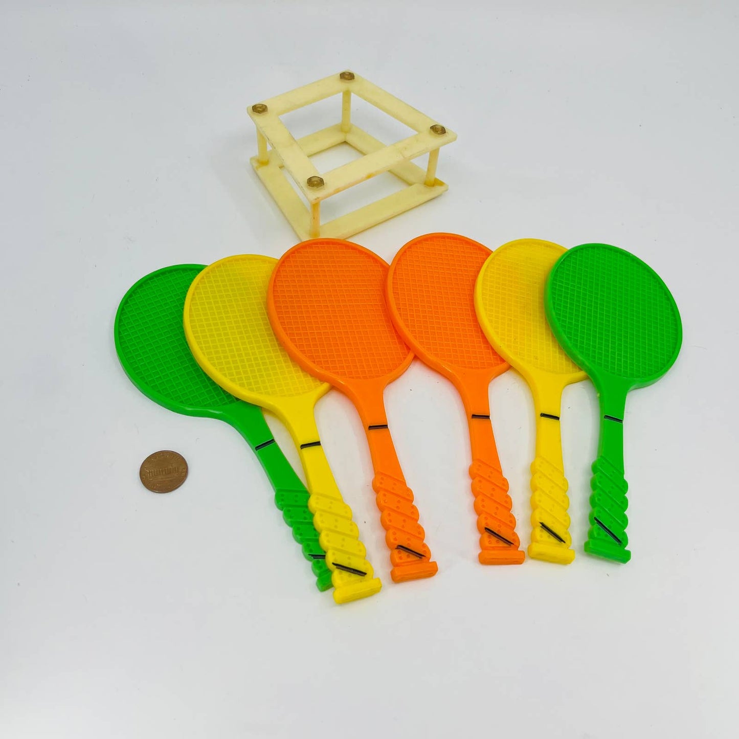 Vintage 1960s 7" Plastic toy tennis racket set of 6 Green Orange Yellow TE1