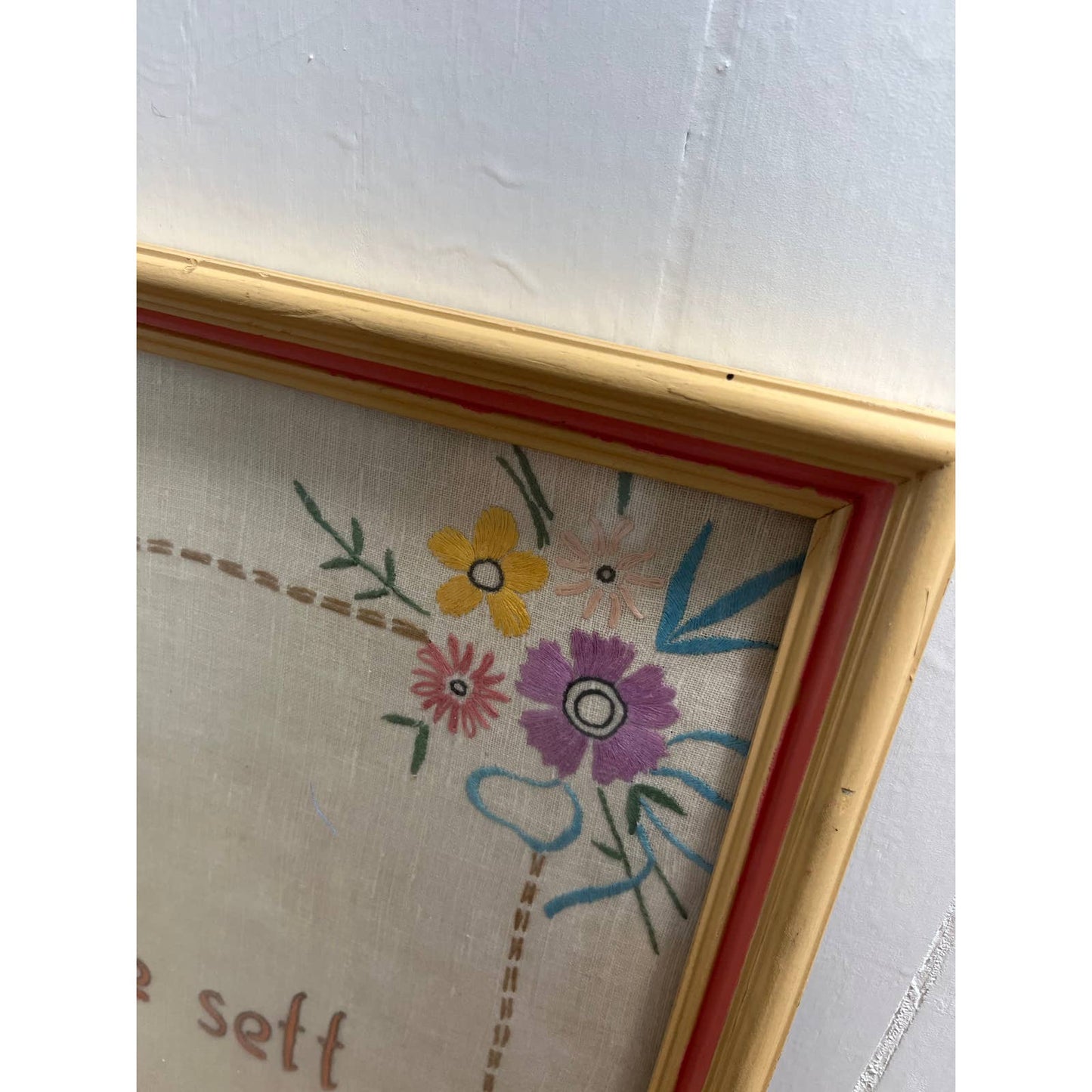 Vtg 1950s Scandinavian Crewel Embroidered  Wall Art On Linen Sweden 26 x 14 GS1