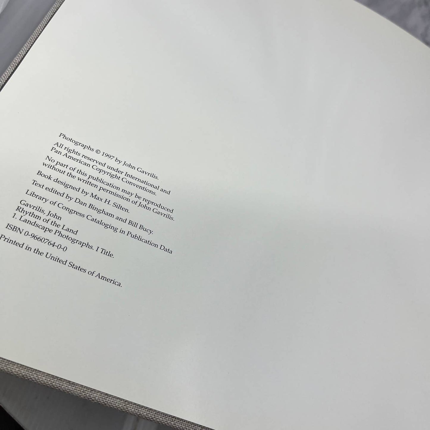 RHYTHM OF THE LAND Photographs by John Gavrilis SIGNED HC BOOK TJ8