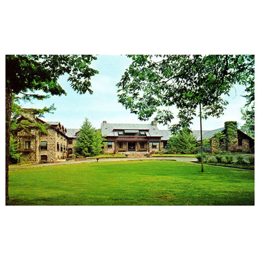 Vintage Postcard - DuPont Lodge Cumberland Falls State Park Corbin Kentucky AD9