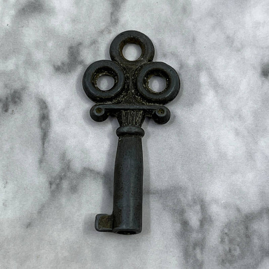 Antique Victorian Skeleton Cabinet Key Open Barrel SA2
