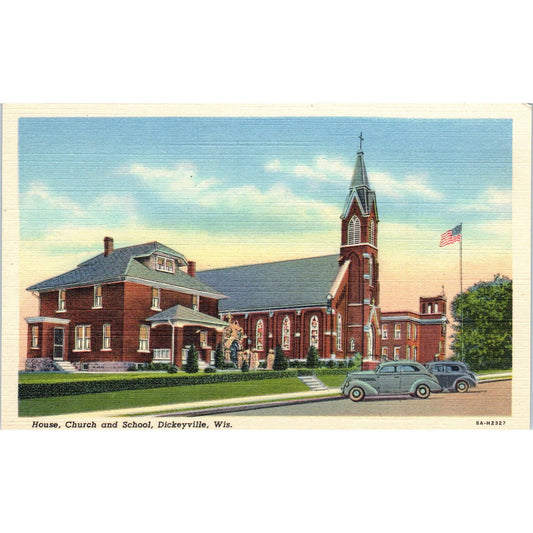 House, Church and School Dickeyville Wisconsin Original Postcard TJ9-P3