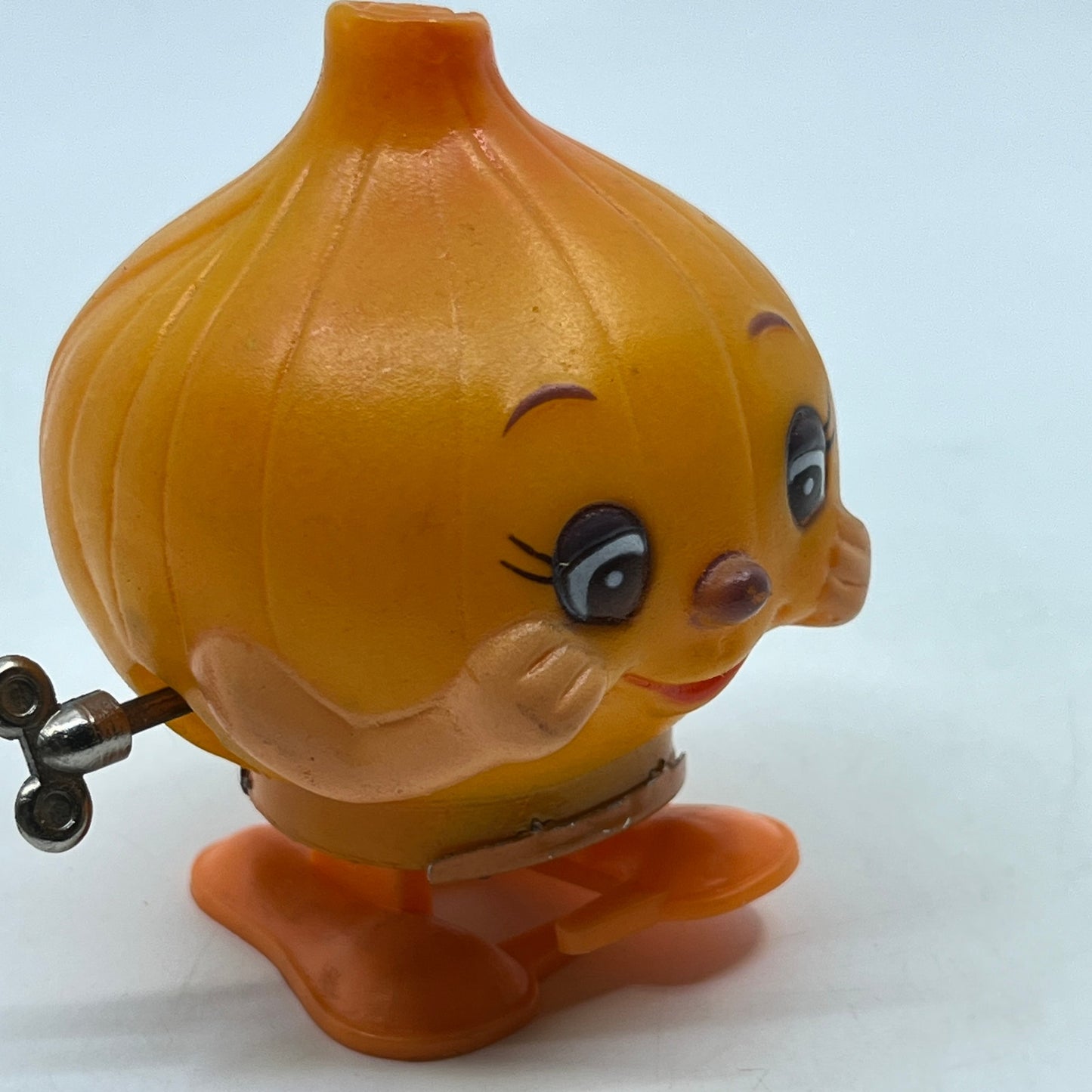 Vintage Rare Anthropomorphic Onion Wind Up Toy WORKS 3” TH9
